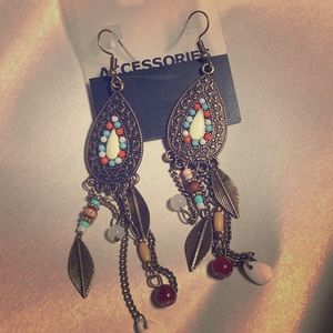 Boho chic earrings
